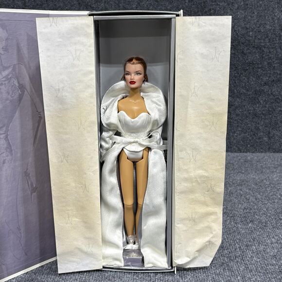 Fashion Royalty Adele Versace Limited Edition Doll Jason Wu‎ Collectible Boxed - Picture 2 of 11